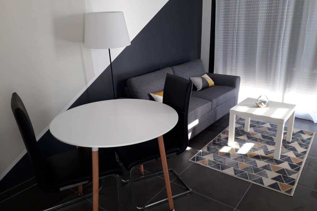 Logement Neuf De 40 M², Equipe Et Confortable Croix-Chapeau Exterior foto